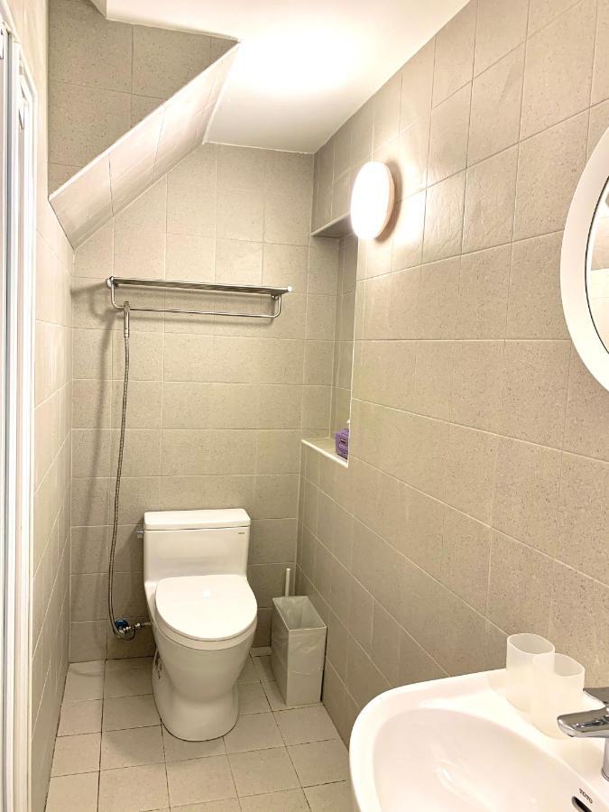 小巷旺宅 X 旺福 Appartement Tainan Kamer foto
