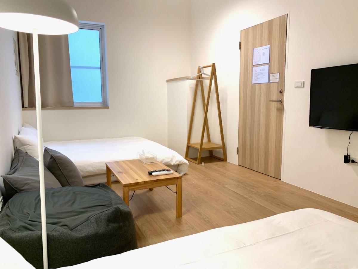 小巷旺宅 X 旺福 Appartement Tainan Kamer foto